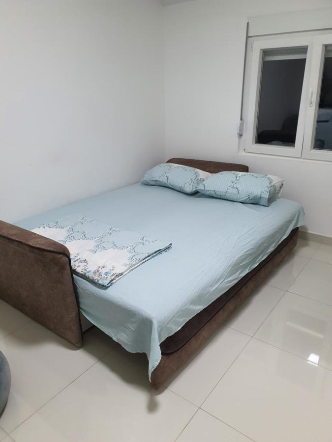 Apartman Tolosi 2 Podgorica Exterior foto